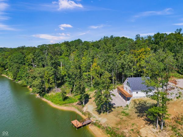 1318 Forest Grove Lane , North Vernon, IN 47265