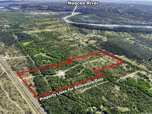 15821 STATE HIGHWAY 55, Uvalde, TX 78801