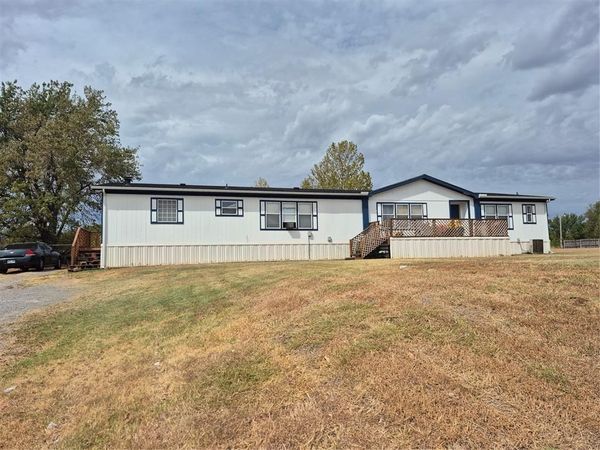 417 S Cemetery Road, Tuttle, OK 73089