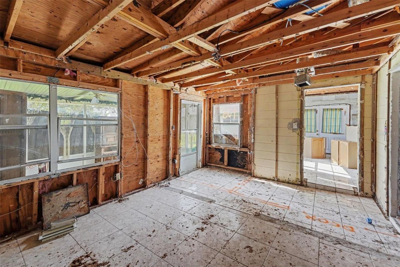 1811 2nd Street, Indian Rocks Beach, FL 33785 Photo