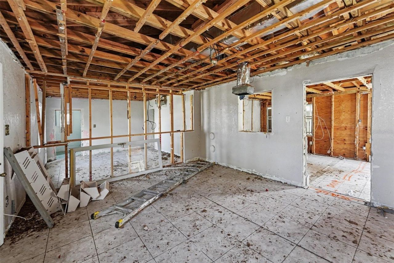 1811 2nd Street, Indian Rocks Beach, FL 33785 Photo