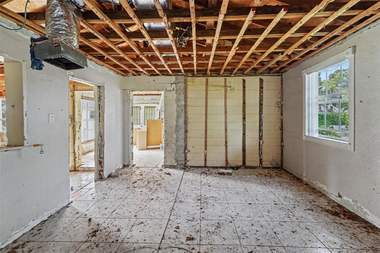 1811 2nd Street, Indian Rocks Beach, FL 33785 Photo