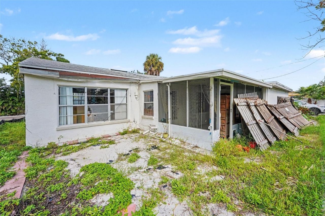1811 2nd Street, Indian Rocks Beach, FL 33785 Photo