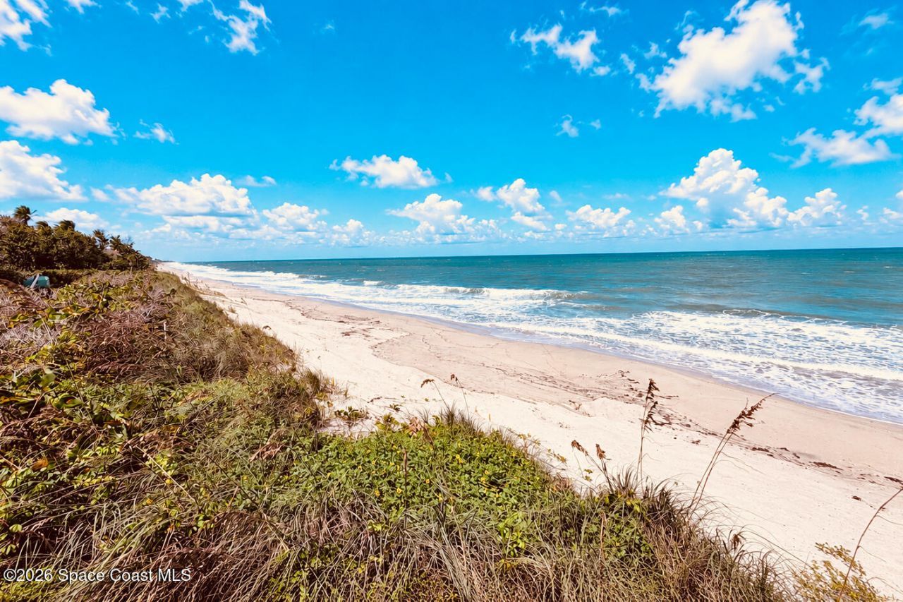 5554 Jimmy Buffett Memorial Highway , Unit 301, Indian River Shores, FL 32963 Photo