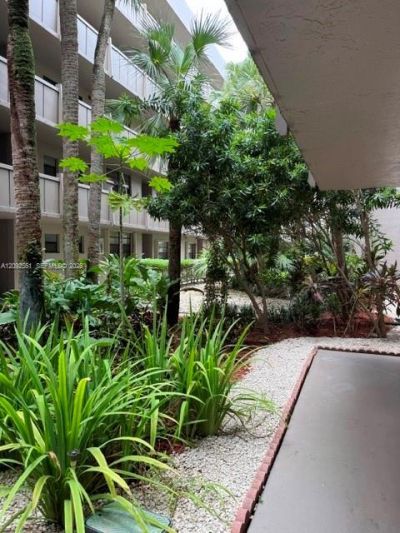 900 Colony Point Cir, Unit 416, Pembroke Pines, FL 33026 Photo