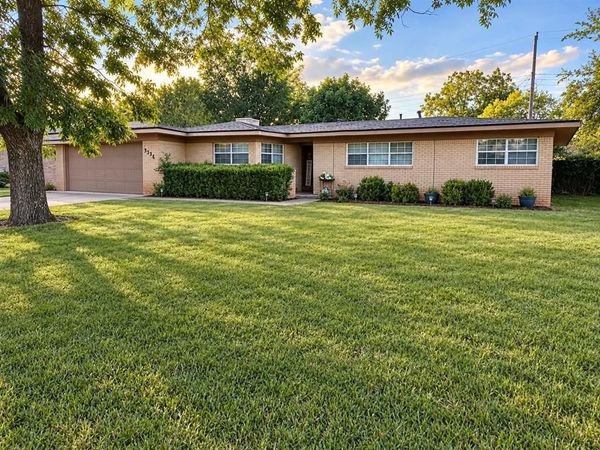 3334 Parkcrest Dr. , Abilene, TX 79605