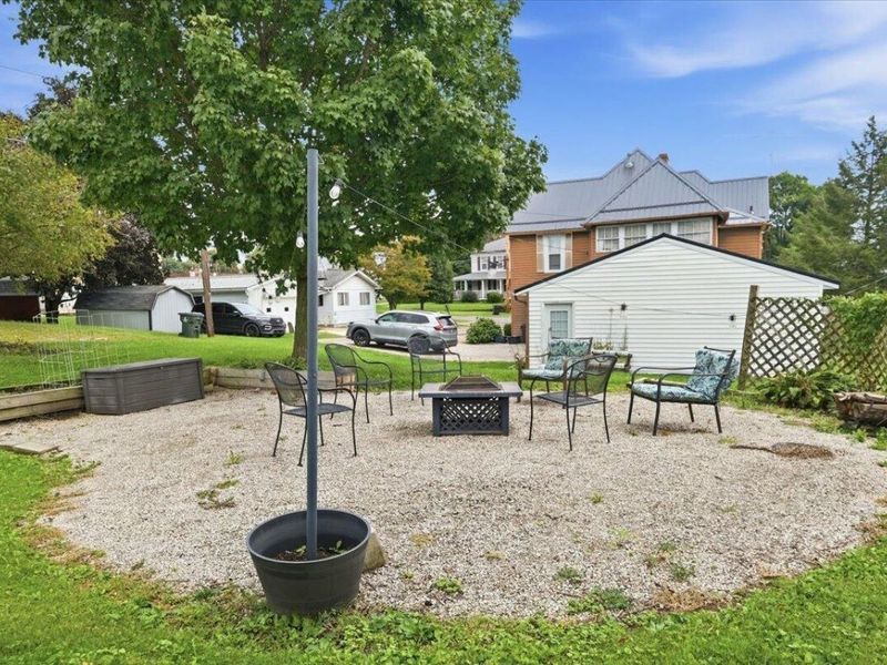 105 Market Street, Danville, OH 43014 Photo 32