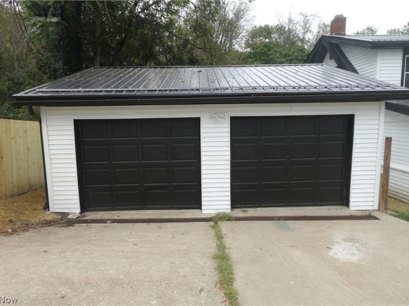 215 Isabelle Street, Brilliant, OH 43913 Photo 2