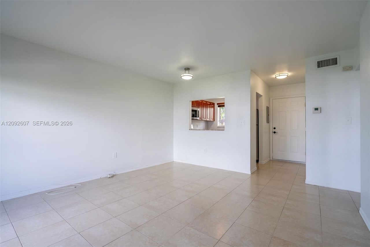 14500 SW 88th Ave, Unit 241, Palmetto Bay, FL 33176 Photo