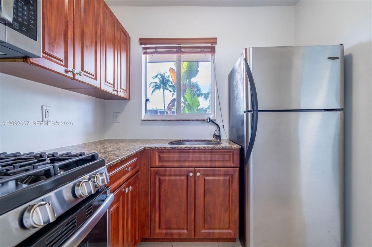 14500 SW 88th Ave, Unit 241, Palmetto Bay, FL 33176 Photo