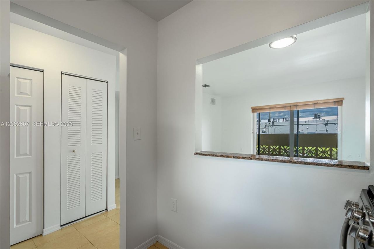 14500 SW 88th Ave, Unit 241, Palmetto Bay, FL 33176 Photo