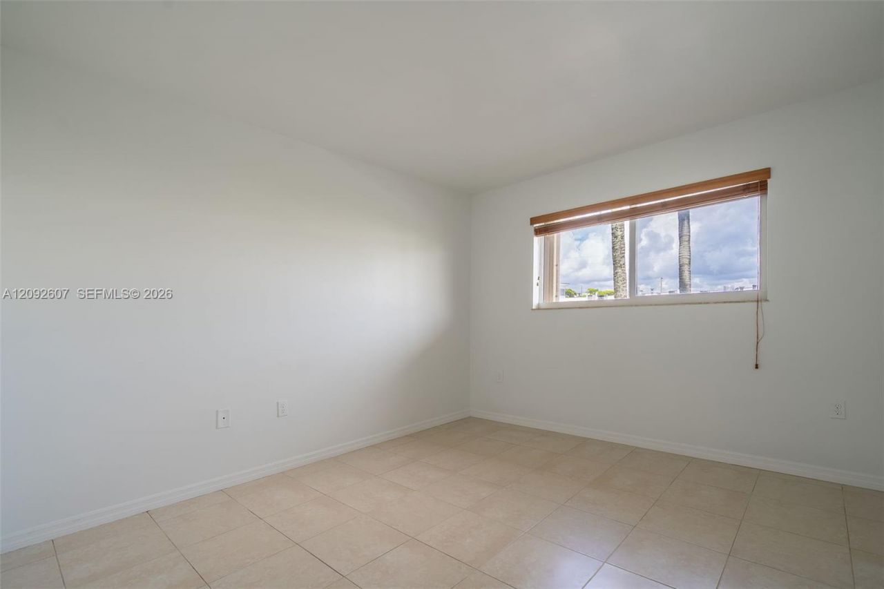 14500 SW 88th Ave, Unit 241, Palmetto Bay, FL 33176 Photo