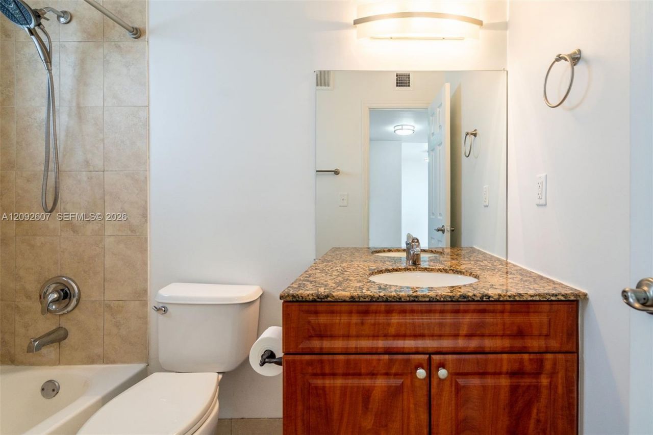 14500 SW 88th Ave, Unit 241, Palmetto Bay, FL 33176 Photo