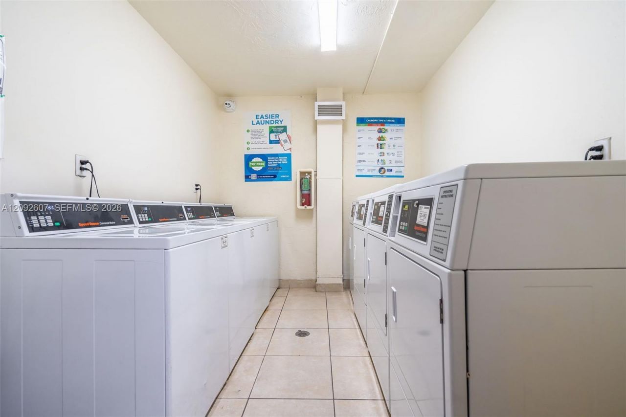 14500 SW 88th Ave, Unit 241, Palmetto Bay, FL 33176 Photo