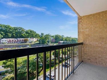 4500 S FOUR MILE RUN DRIVE , Unit 530, ARLINGTON, VA 22204