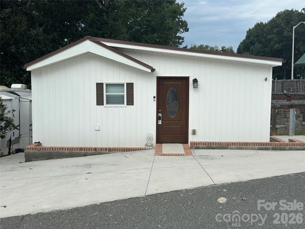 106 Deer Field Drive , New London, NC 28127