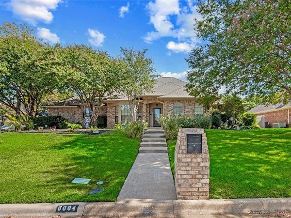 6004 Lakehurst Drive, Arlington, TX 76016