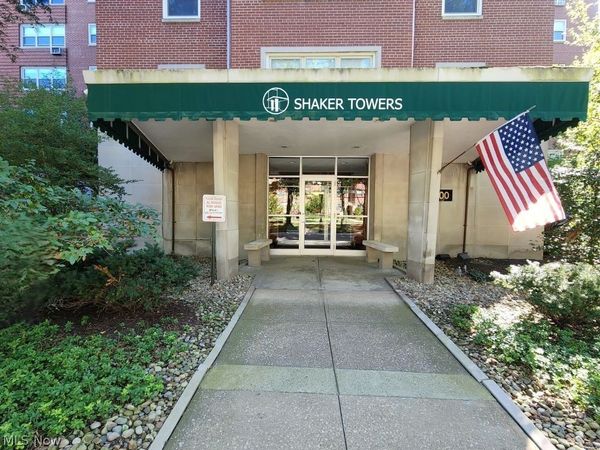 13800 Shaker Boulevard, Unit 1102, Cleveland, OH 44120