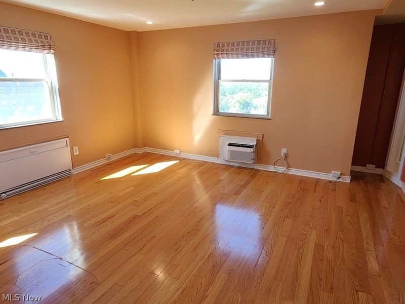 13800 Shaker Boulevard, Unit 1102, Cleveland, OH 44120 Photo 29
