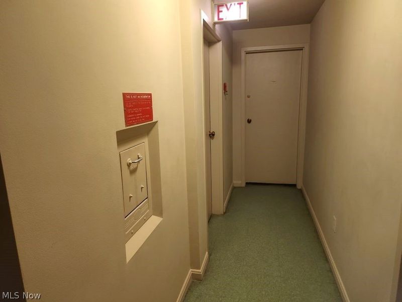 13800 Shaker Boulevard, Unit 1102, Cleveland, OH 44120 Photo 43