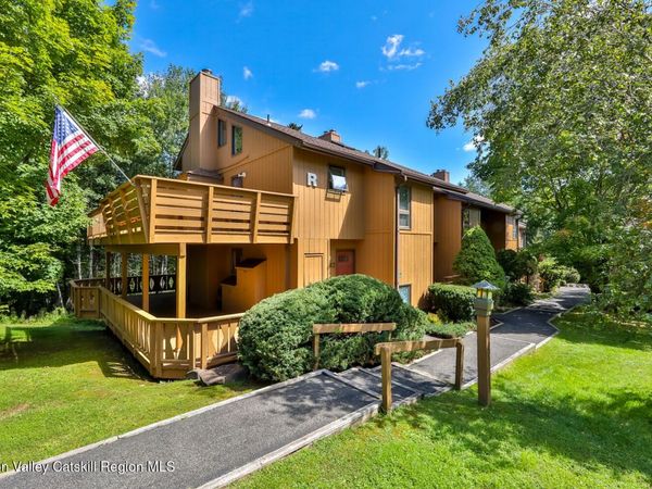 134 Hunter Drive, Unit R3, Hunter, NY 12442