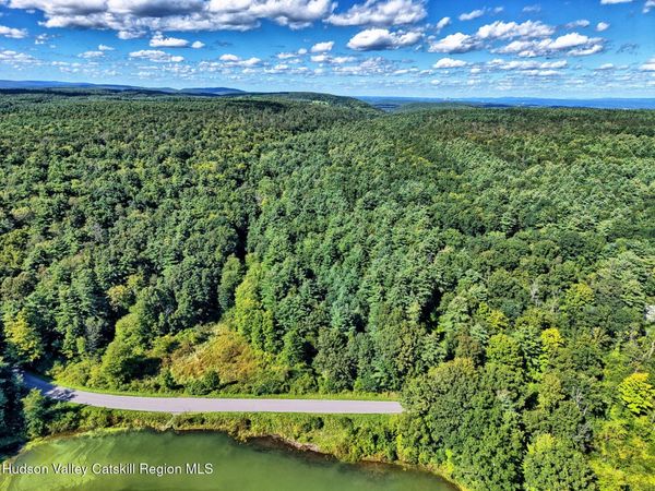 150 Jennings Road, Hannacroix, NY 12087