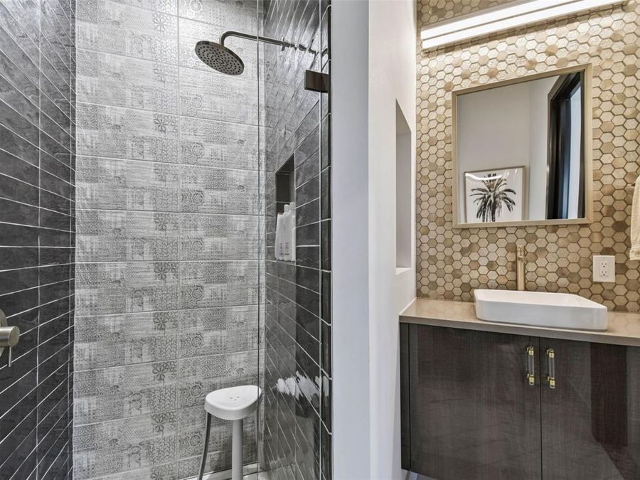 Property Image 70