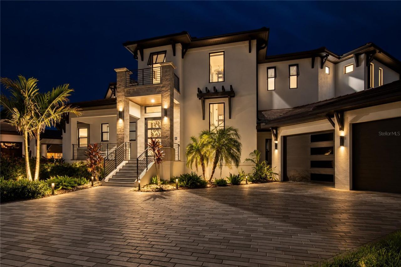 206 6th Street E, Tierra Verde, FL 33715 Photo
