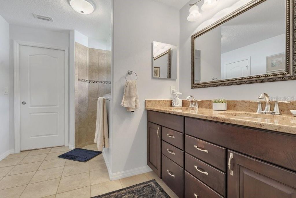 5811 Greenbriar Loop, Leesburg, FL 34748 Photo