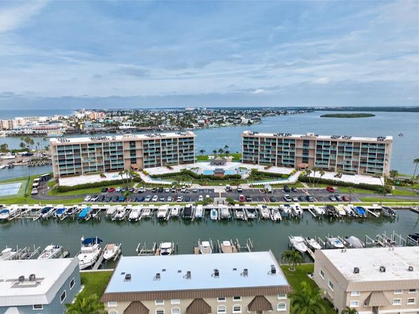 1 KEY CAPRI , Unit 704W, TREASURE ISLAND, FL 33706
