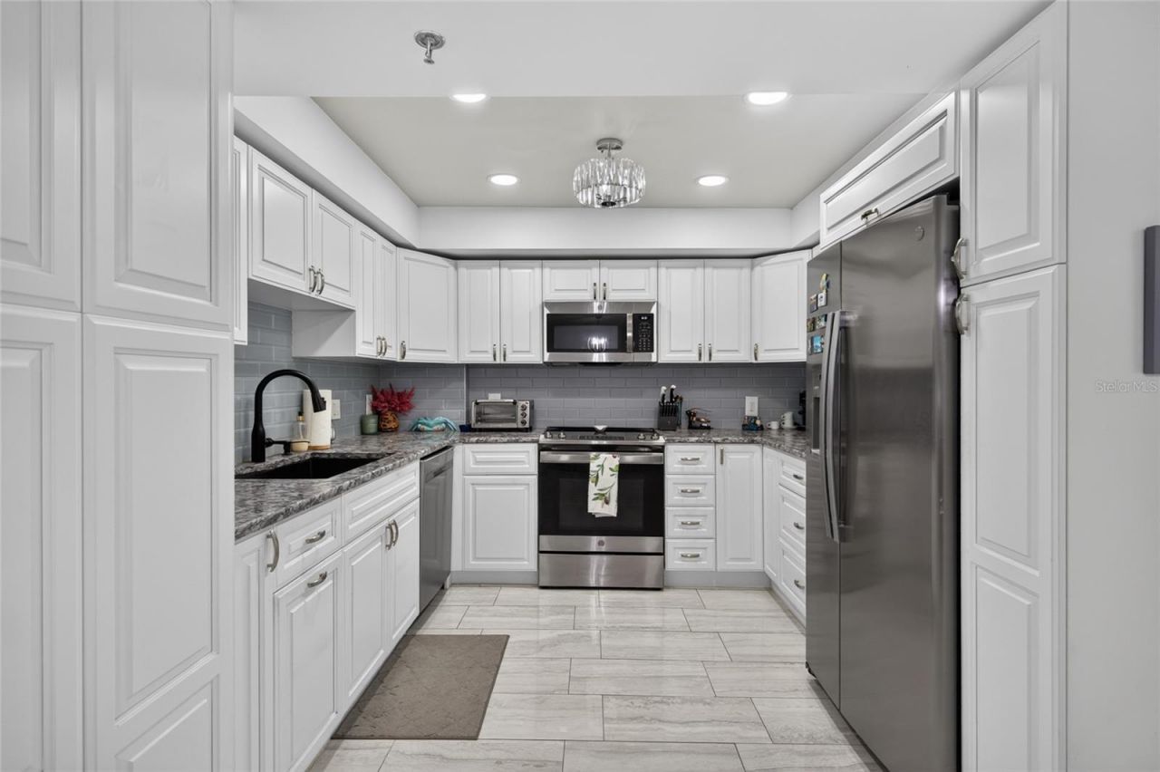 1 Key Capri , Unit 704W, Treasure Island, FL 33706 Photo