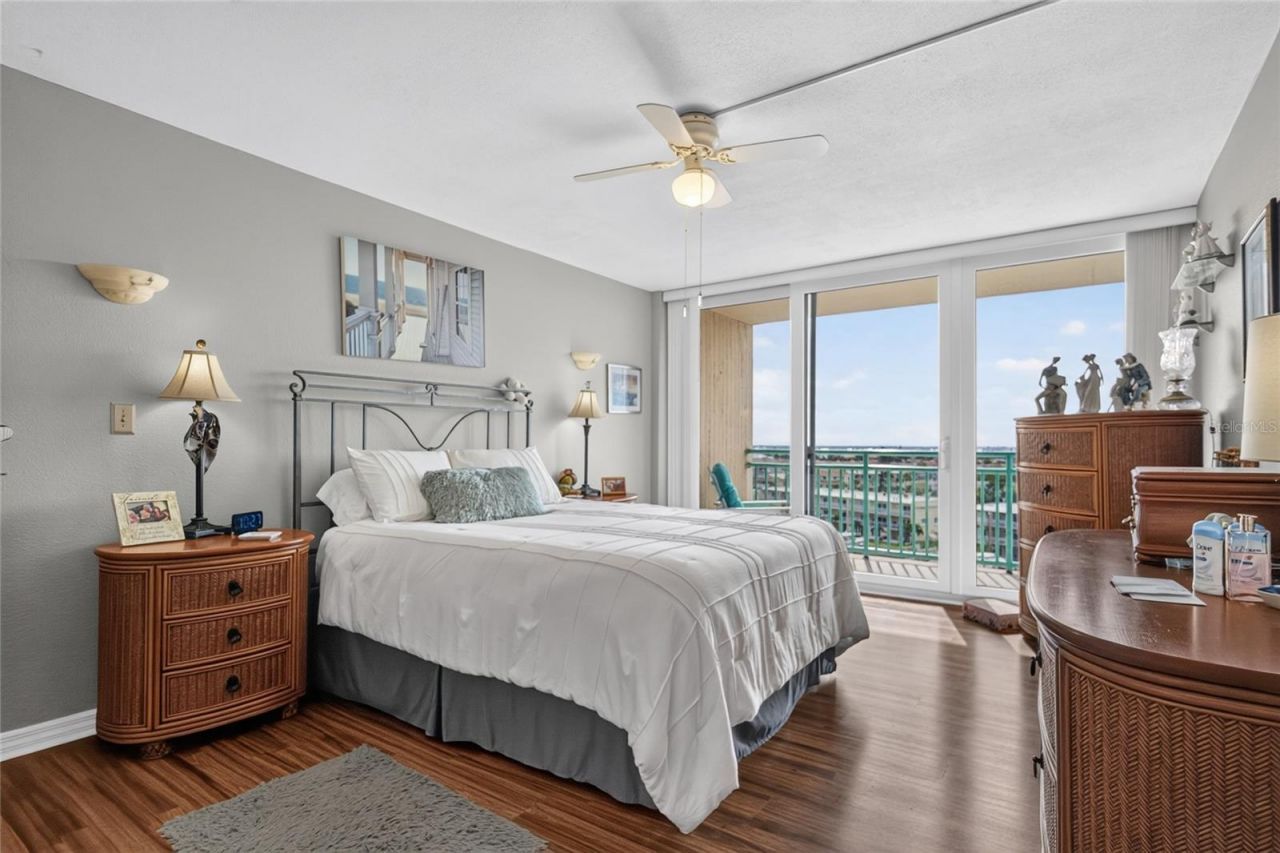 1 Key Capri , Unit 704W, Treasure Island, FL 33706 Photo