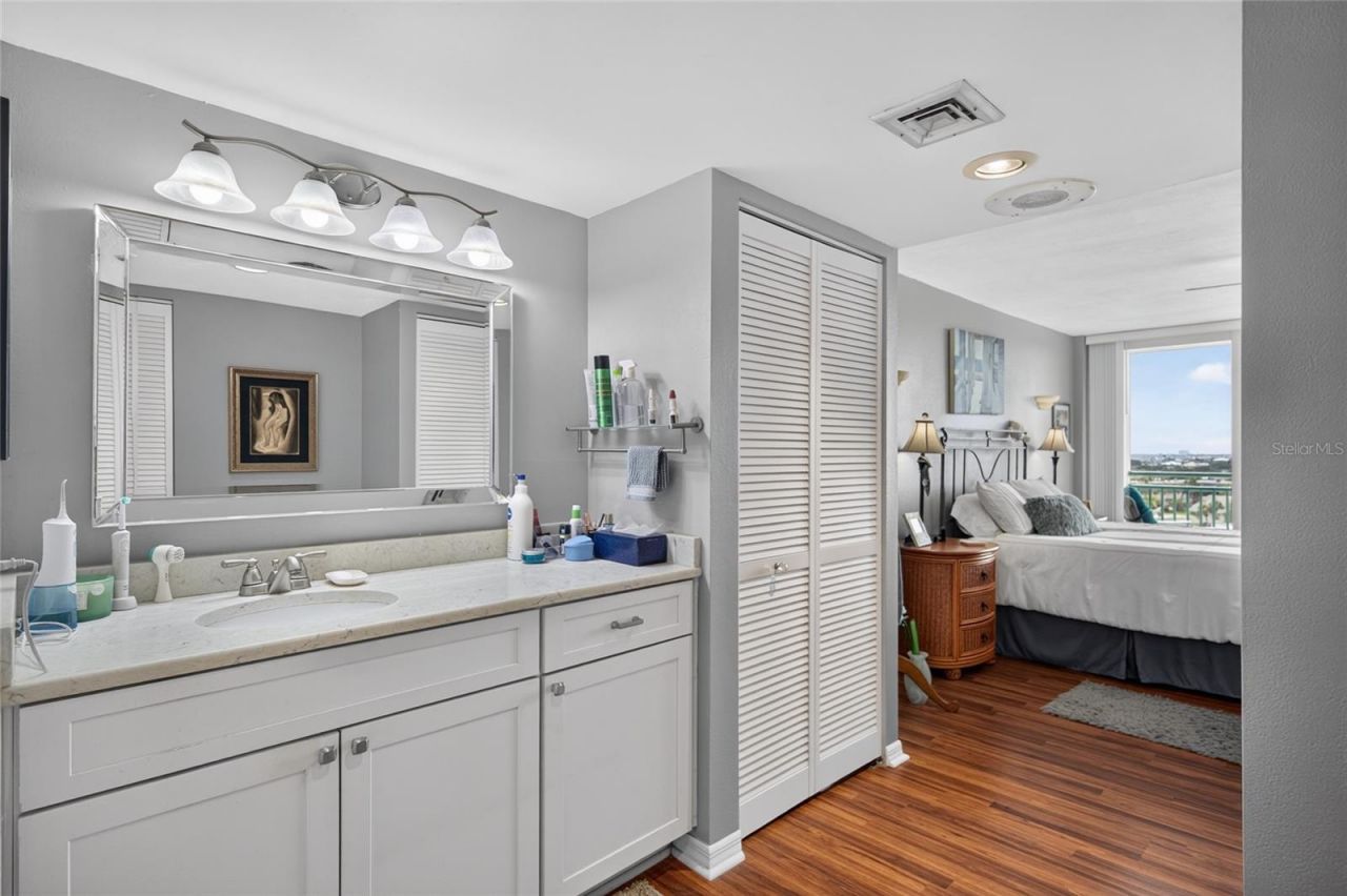 1 Key Capri , Unit 704W, Treasure Island, FL 33706 Photo