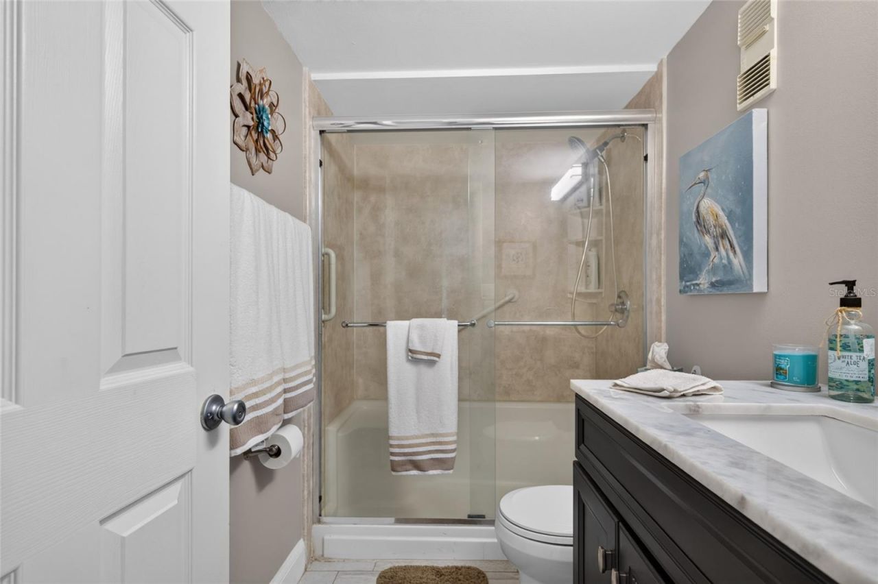 1 Key Capri , Unit 704W, Treasure Island, FL 33706 Photo