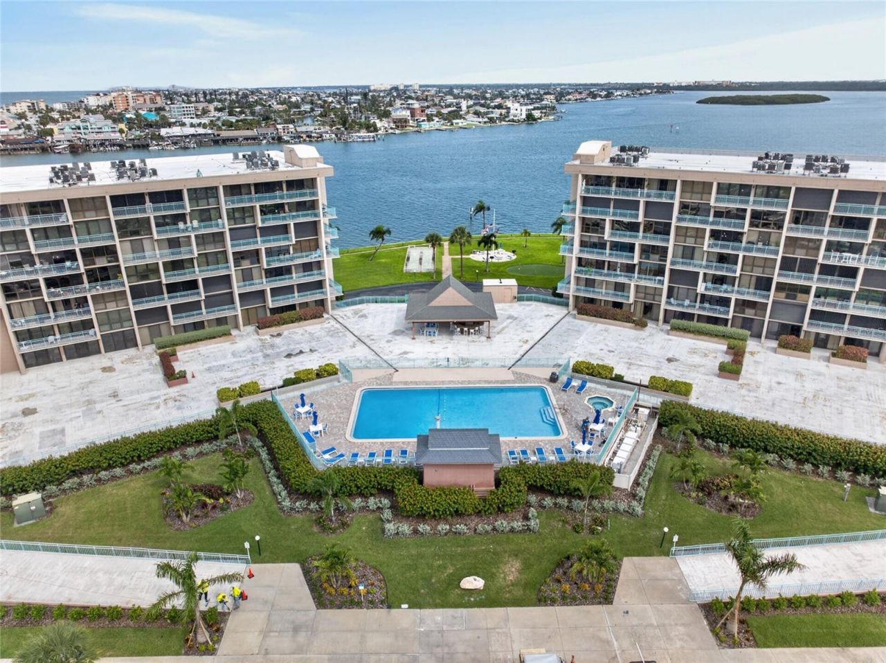 1 Key Capri , Unit 704W, Treasure Island, FL 33706 Photo