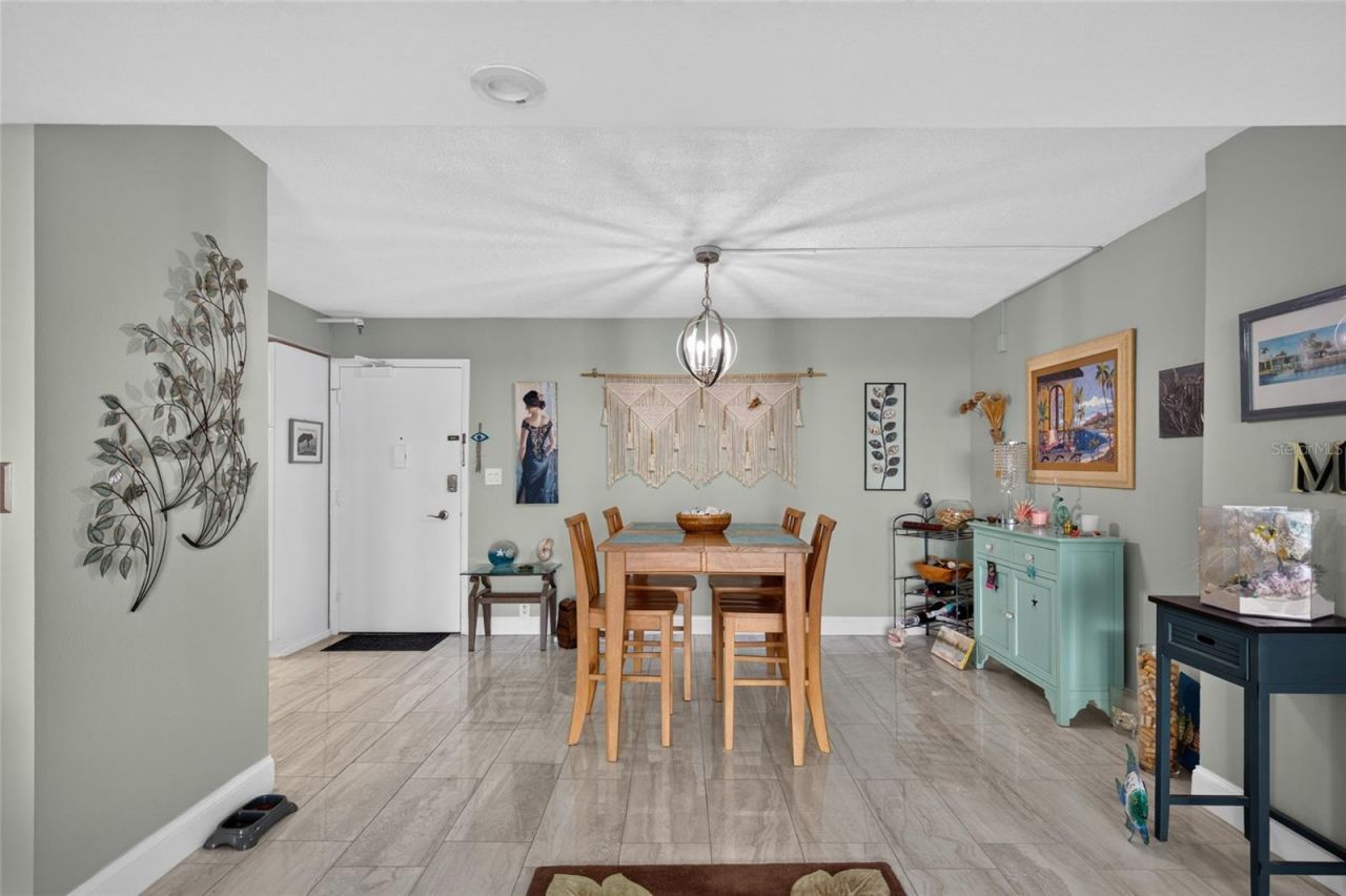 1 Key Capri , Unit 704W, Treasure Island, FL 33706 Photo