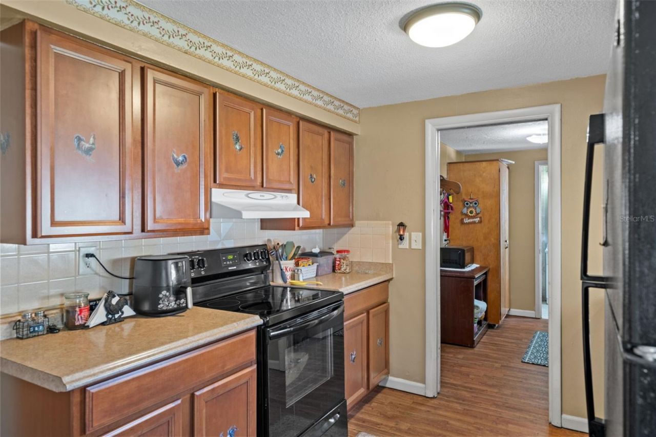 5253 Forest Hills Drive , Holiday, FL 34690 Photo