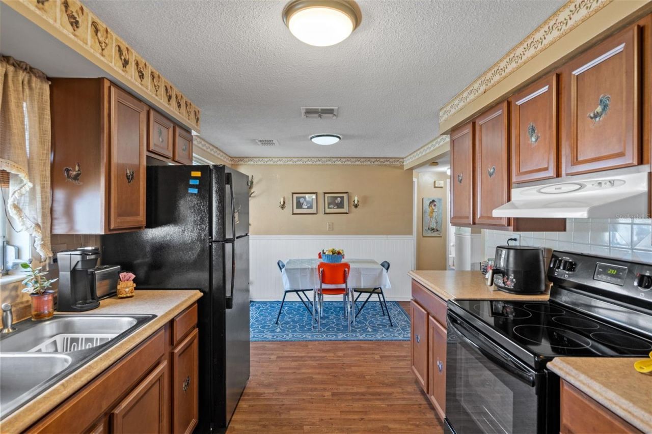 5253 Forest Hills Drive , Holiday, FL 34690 Photo