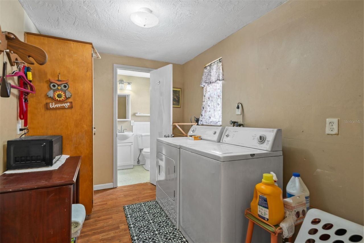 5253 Forest Hills Drive , Holiday, FL 34690 Photo