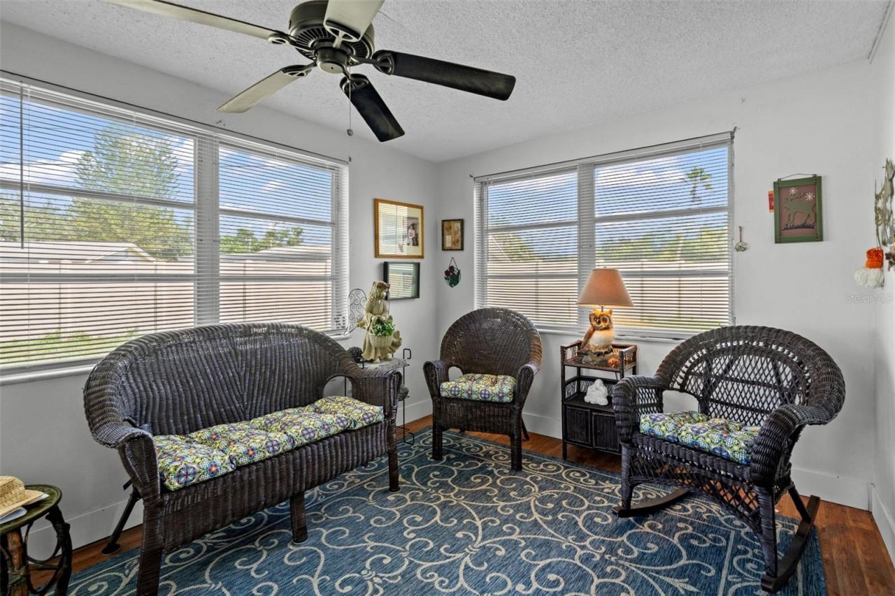 5253 Forest Hills Drive , Holiday, FL 34690 Photo