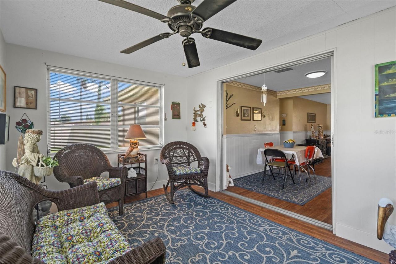 5253 Forest Hills Drive , Holiday, FL 34690 Photo
