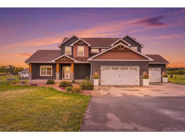 1042 144th Avenue, New Richmond, WI 54017