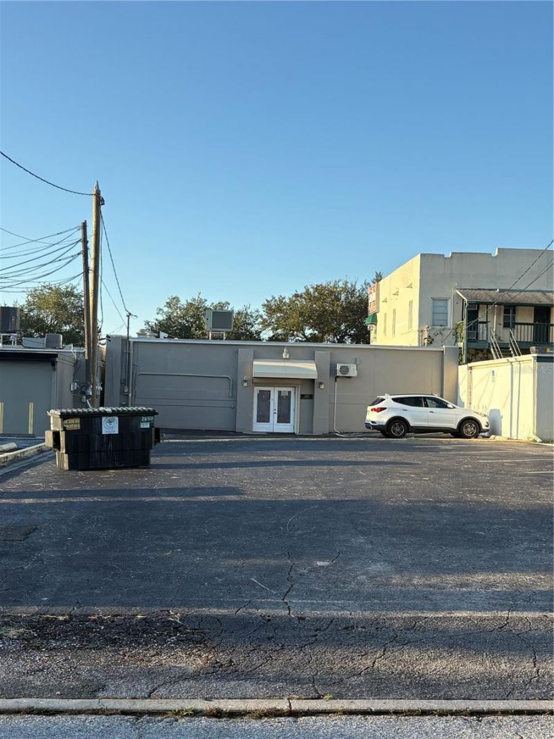 200 W Bay Drive , Largo, FL 33770 Photo