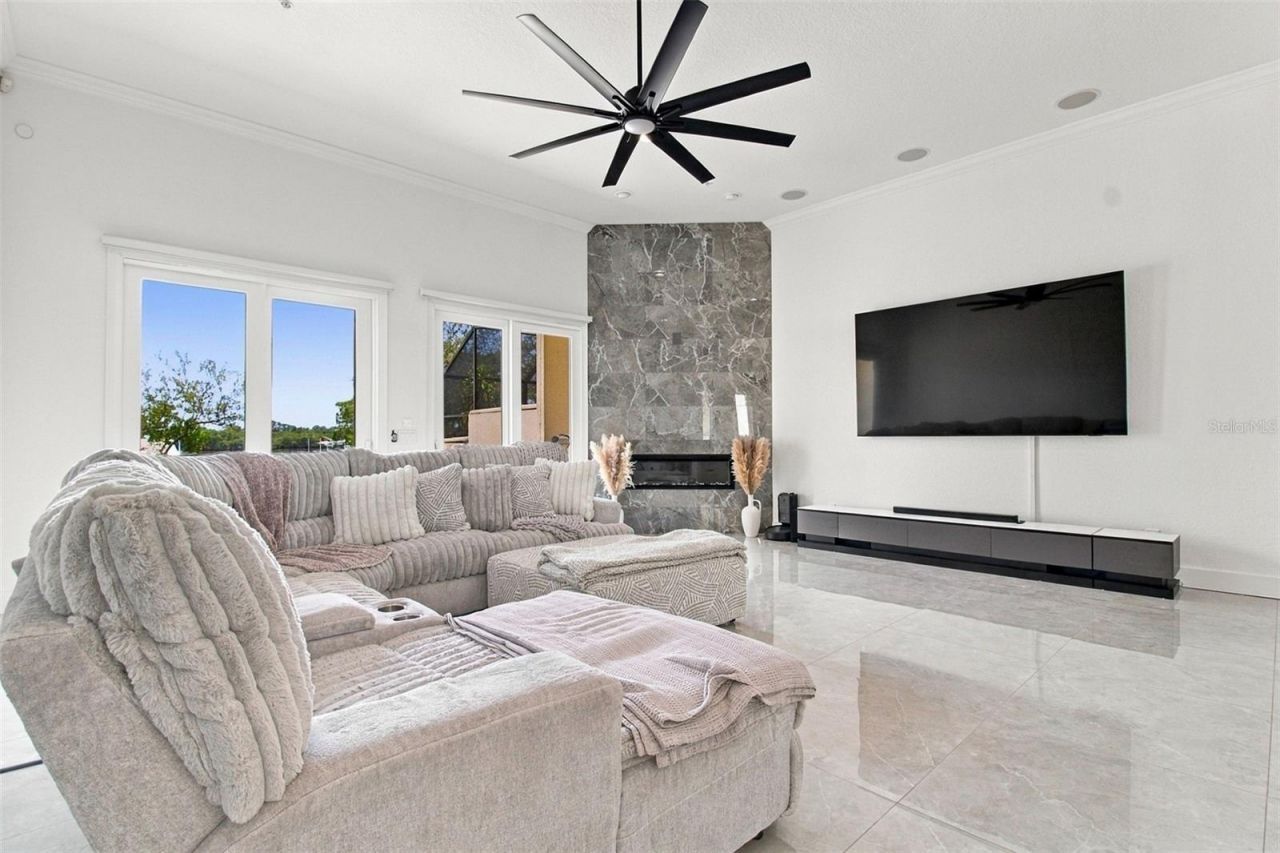 1022 Paseo Del Rio Ne, Unit 1022, Saint Petersburg, FL 33702 Photo