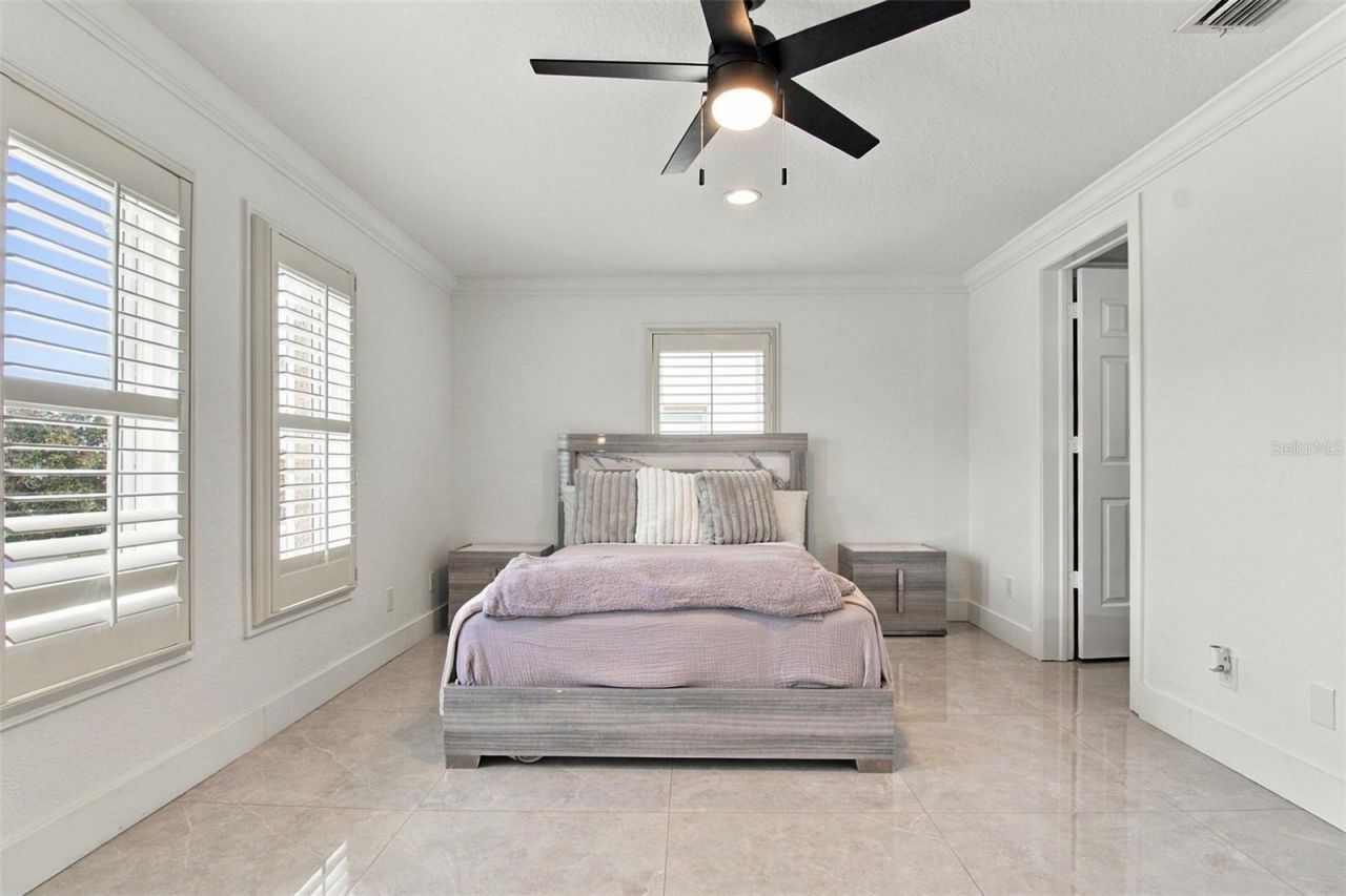 1022 Paseo Del Rio Ne, Unit 1022, Saint Petersburg, FL 33702 Photo