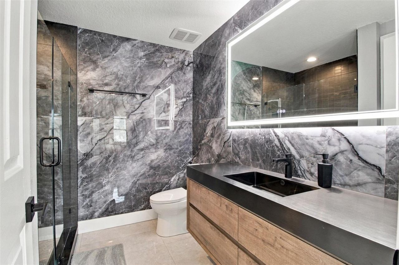1022 Paseo Del Rio Ne, Unit 1022, Saint Petersburg, FL 33702 Photo