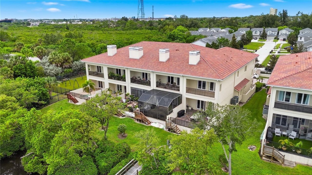 1022 Paseo Del Rio Ne, Unit 1022, Saint Petersburg, FL 33702 Photo