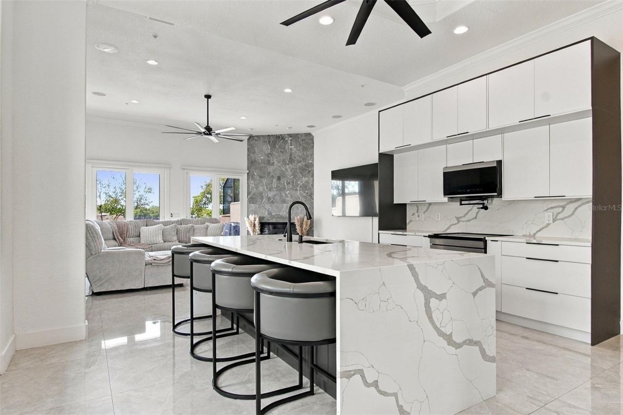 1022 Paseo Del Rio Ne, Unit 1022, Saint Petersburg, FL 33702 Photo