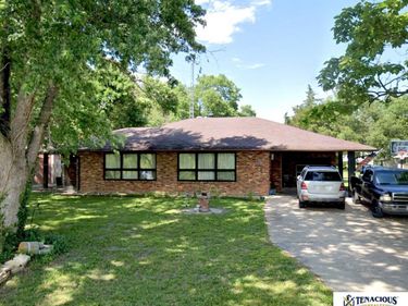 411 4th Street, Alexandria, NE 68303