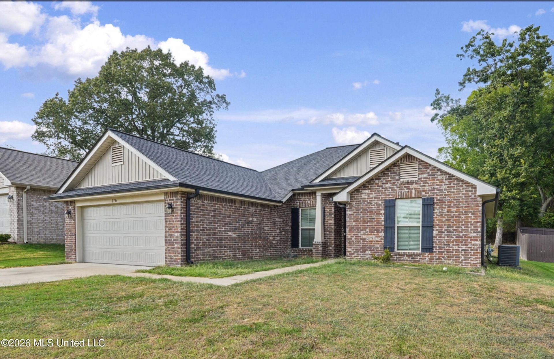 1744 Grayce Drive, Southaven, MS 38671 Main Photo